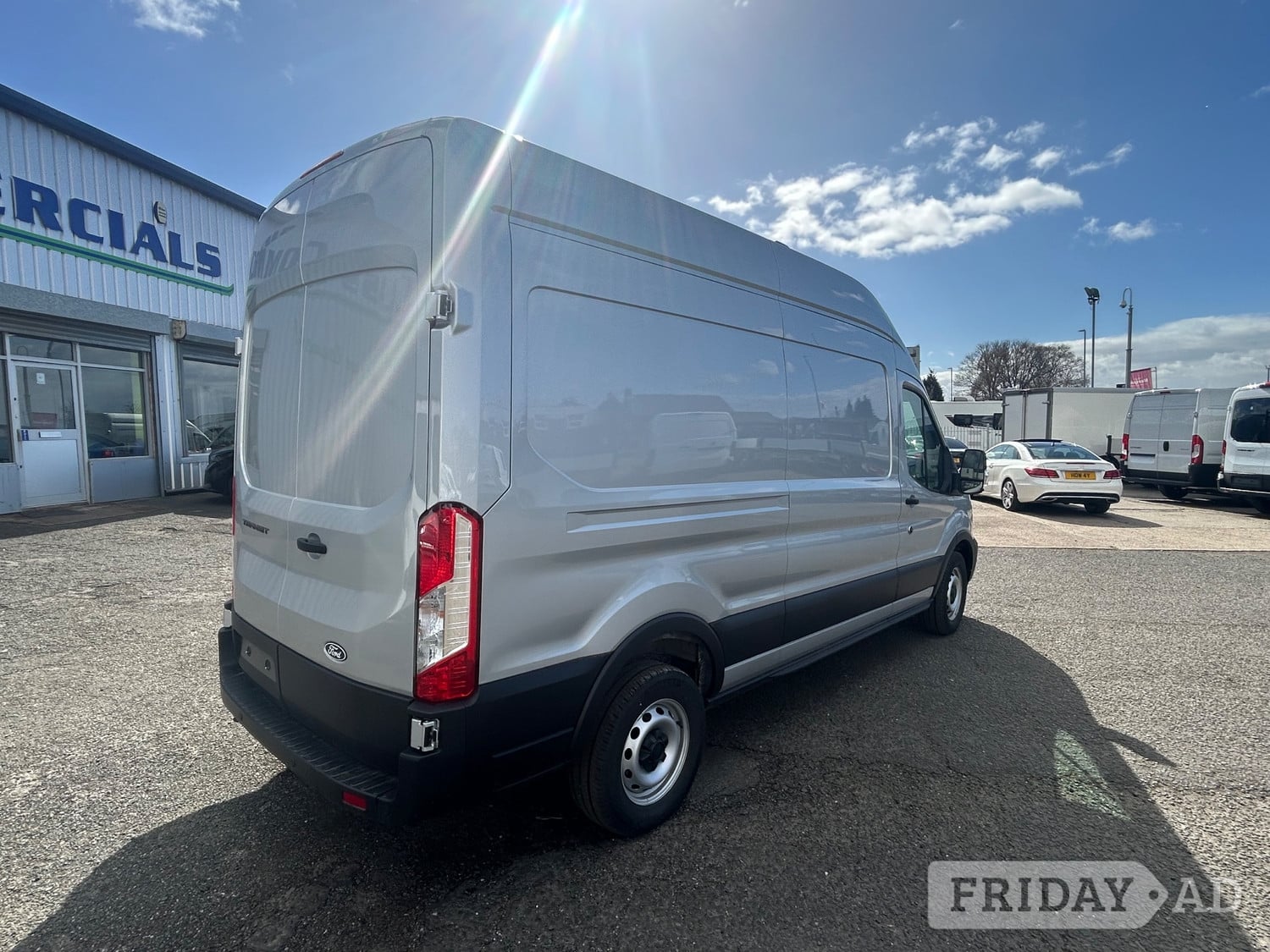 [ berth ]Ford Transit