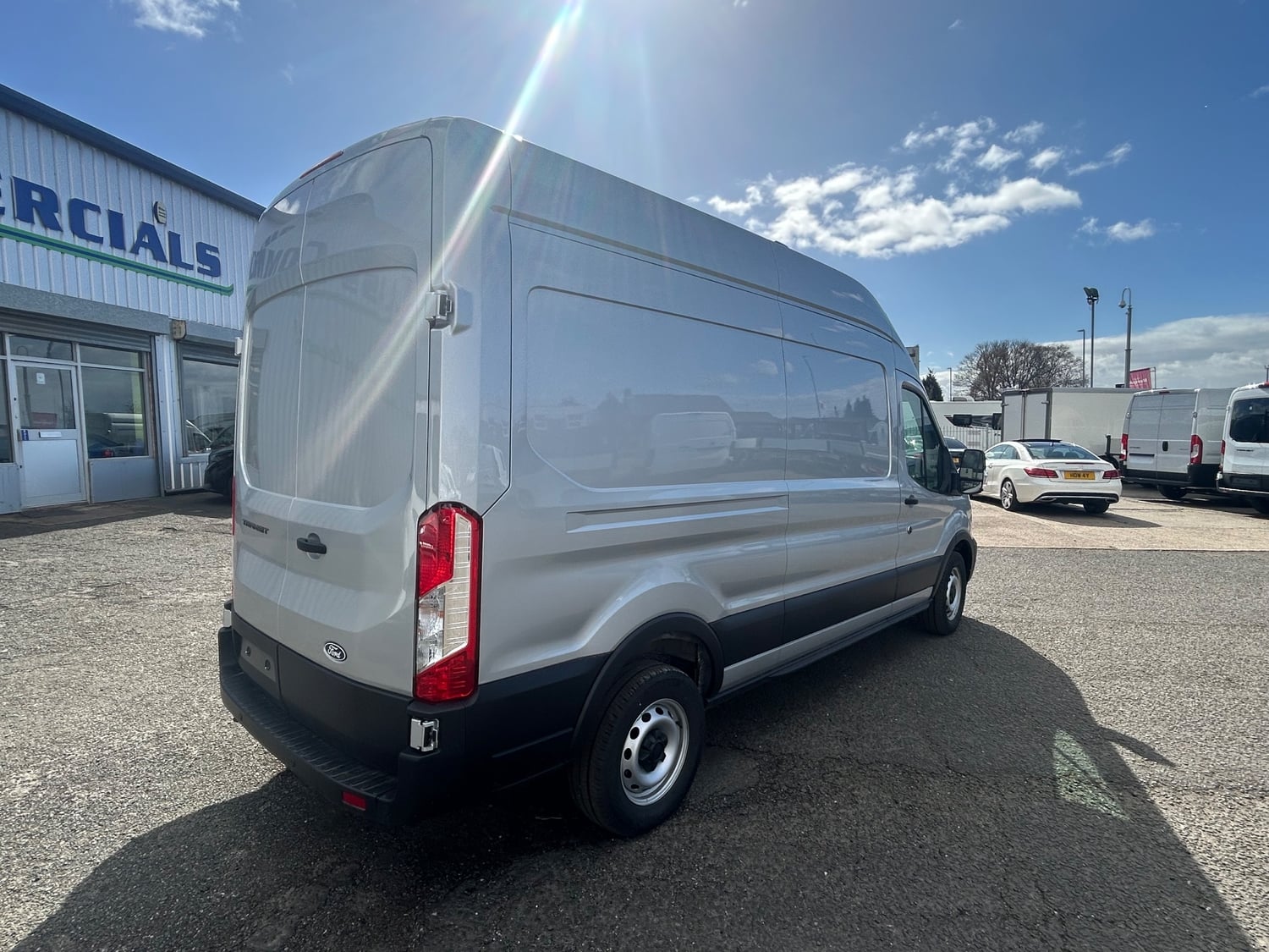 [ berth ]Ford Transit