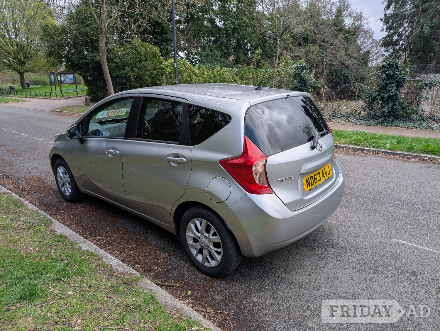 Nissan Note 2013 - Cars