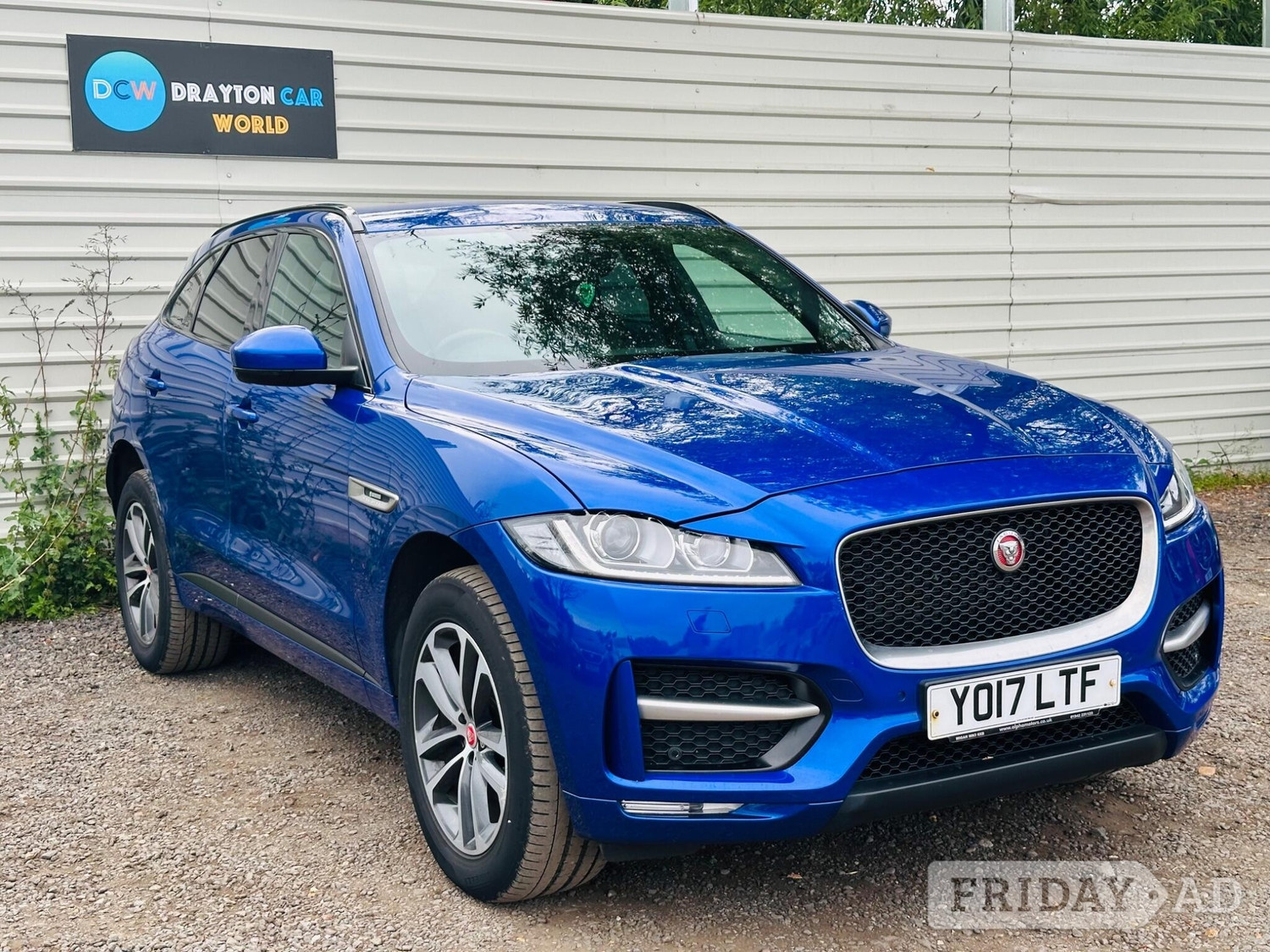 Jaguar F-Pace 2017 - Cars in Hillingdon