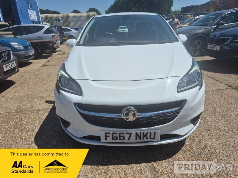 [ berth ]Vauxhall Corsa