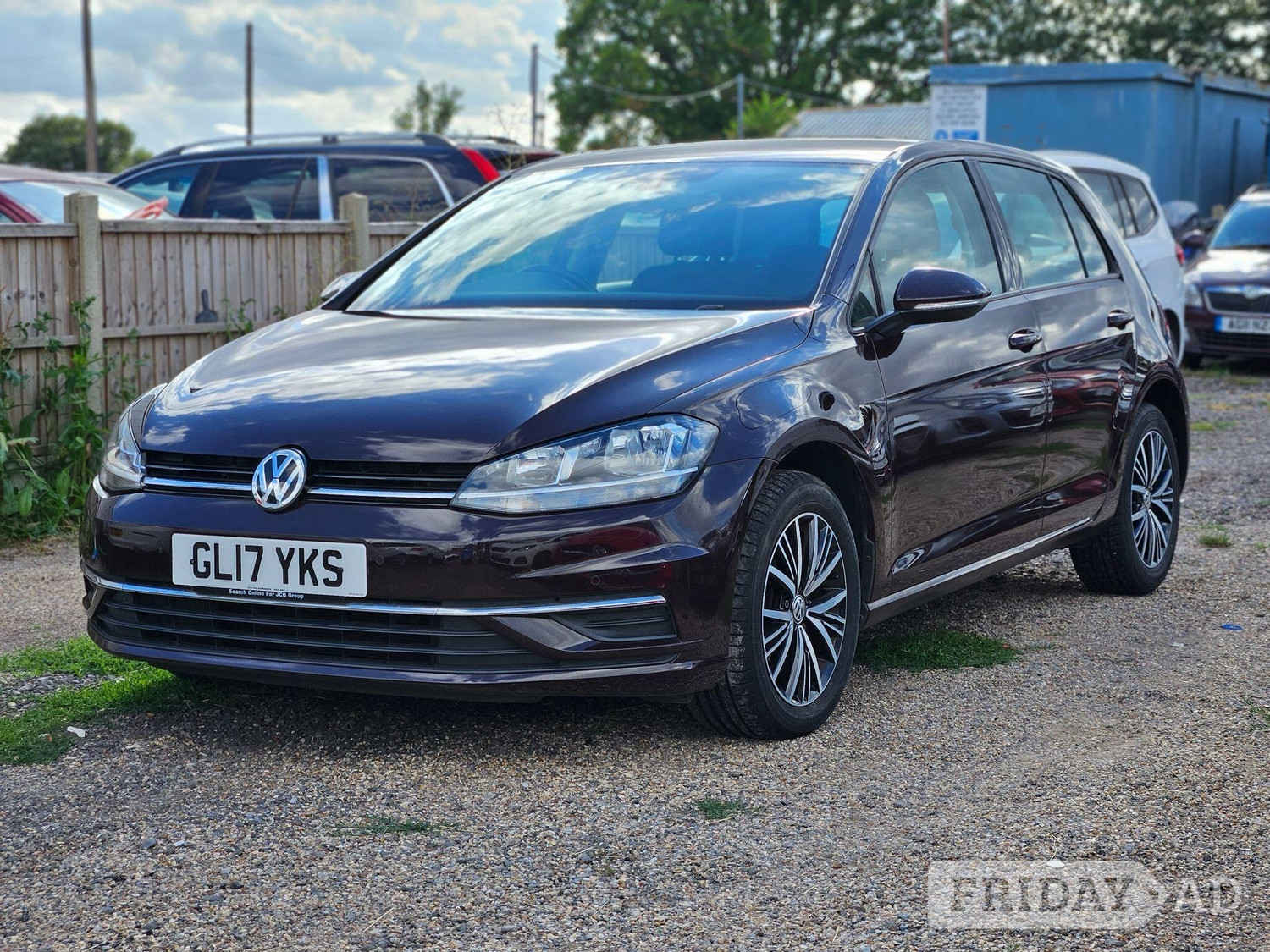 Volkswagen Golf 2017 - Cars in Windsor