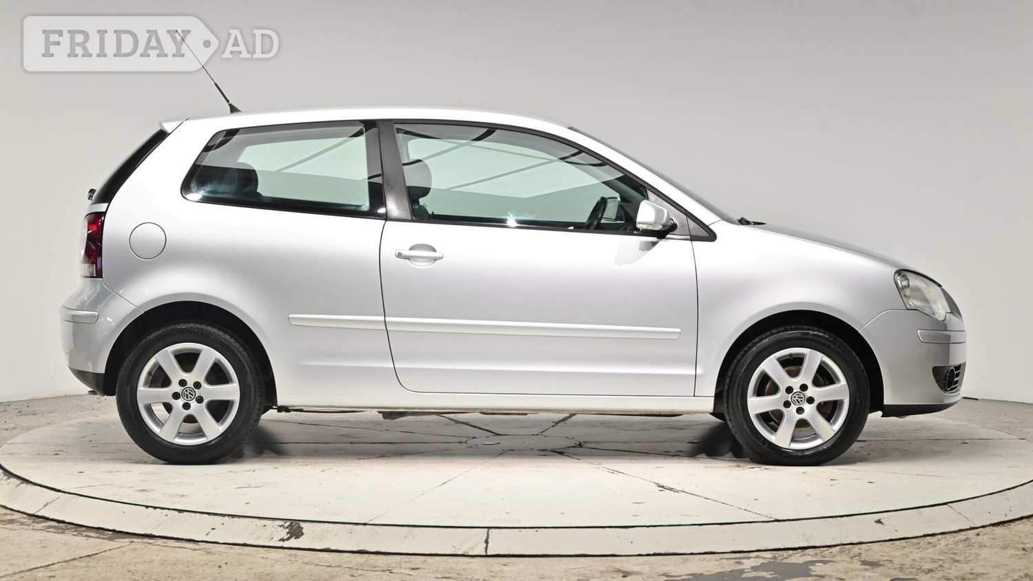 Volkswagen Polo 2009 - Cars in Cullompton