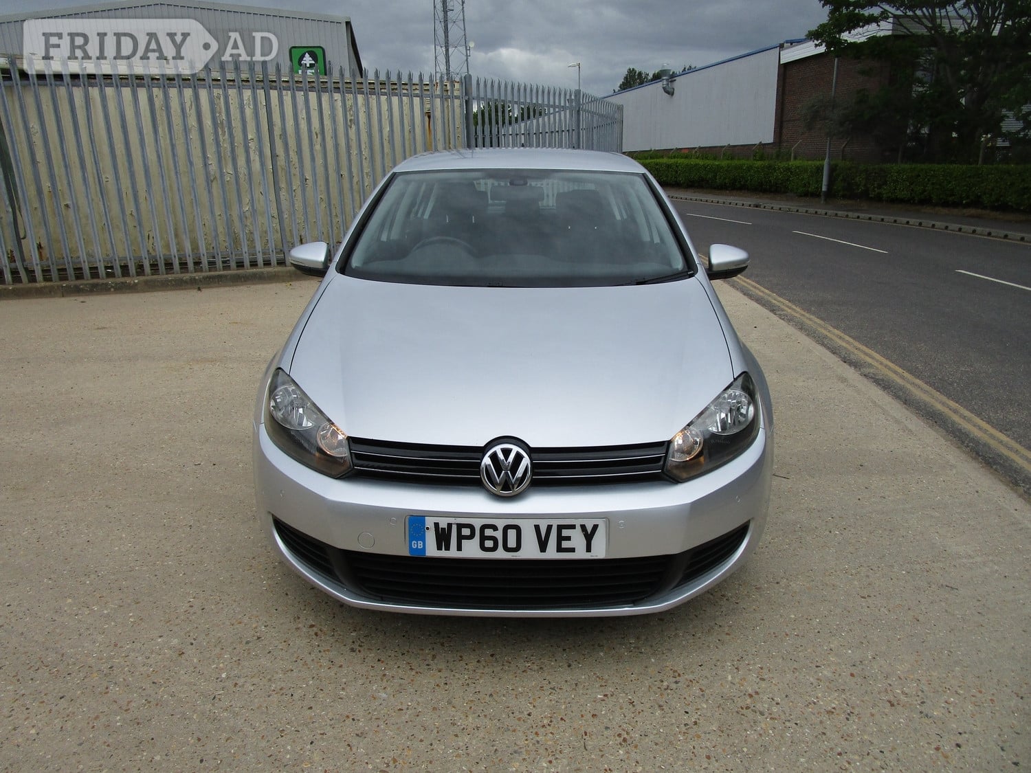 Volkswagen Golf 2011 - Cars
