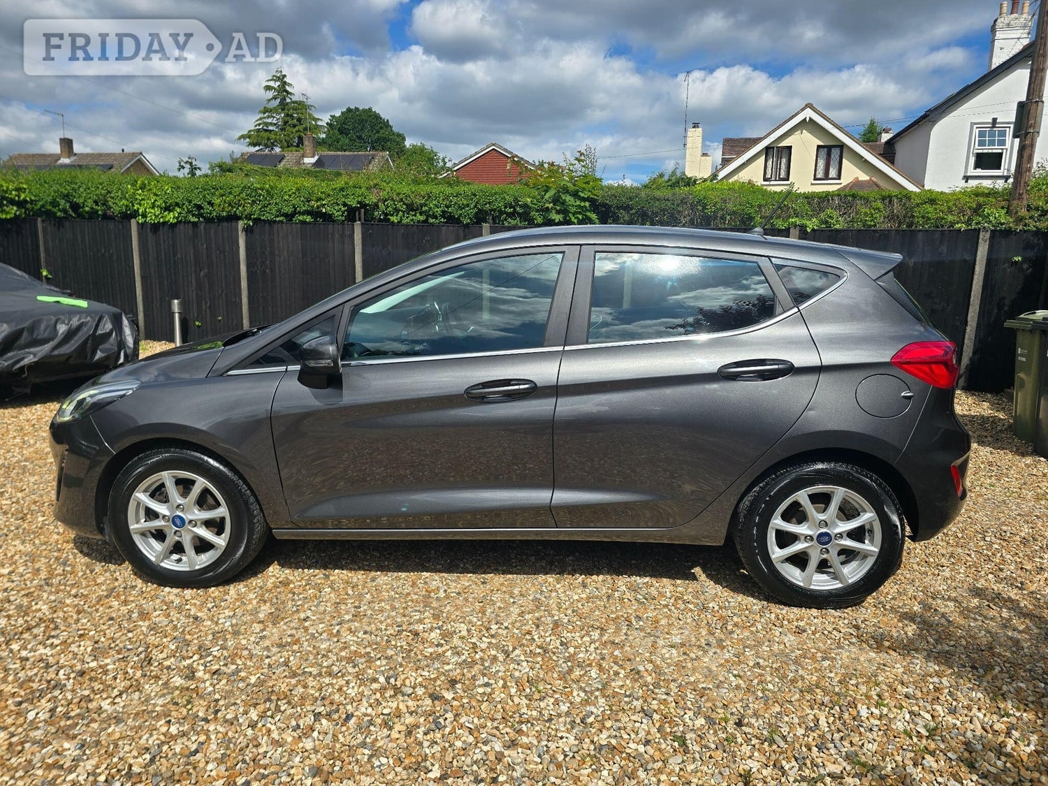 [ berth ]Ford Fiesta