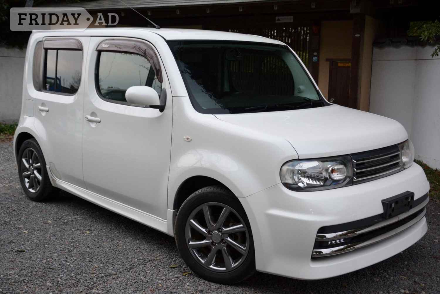 Nissan Cube 2015 - Cars