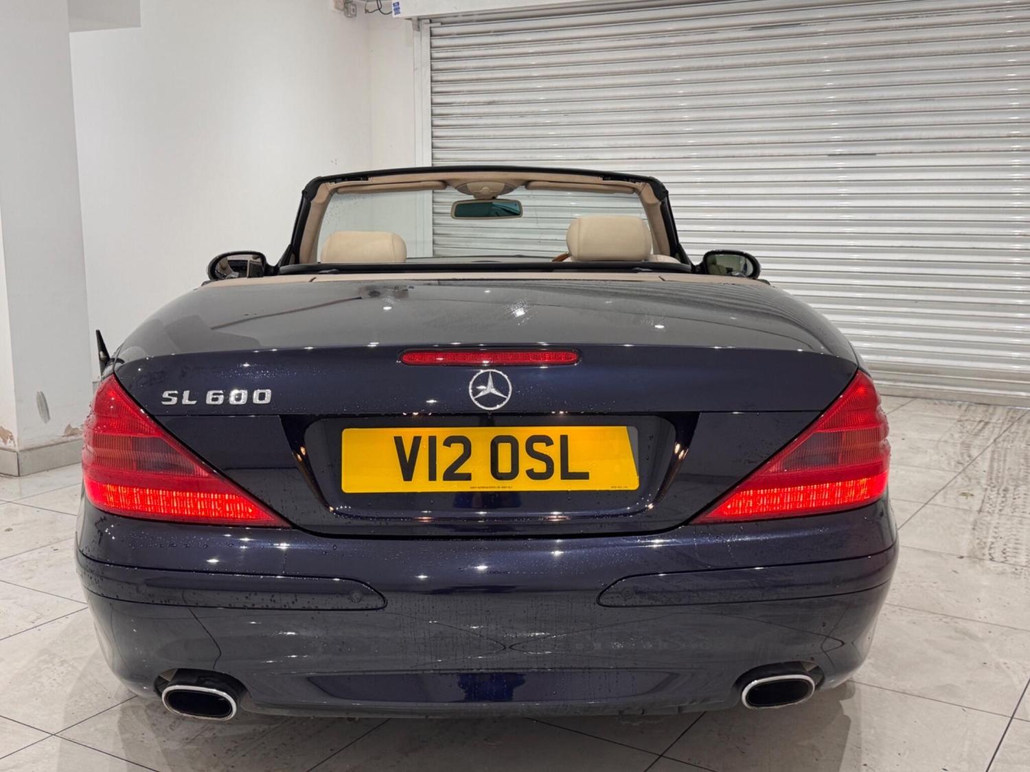 Mercedes-Benz SL 2003 - Cars in Hounslow