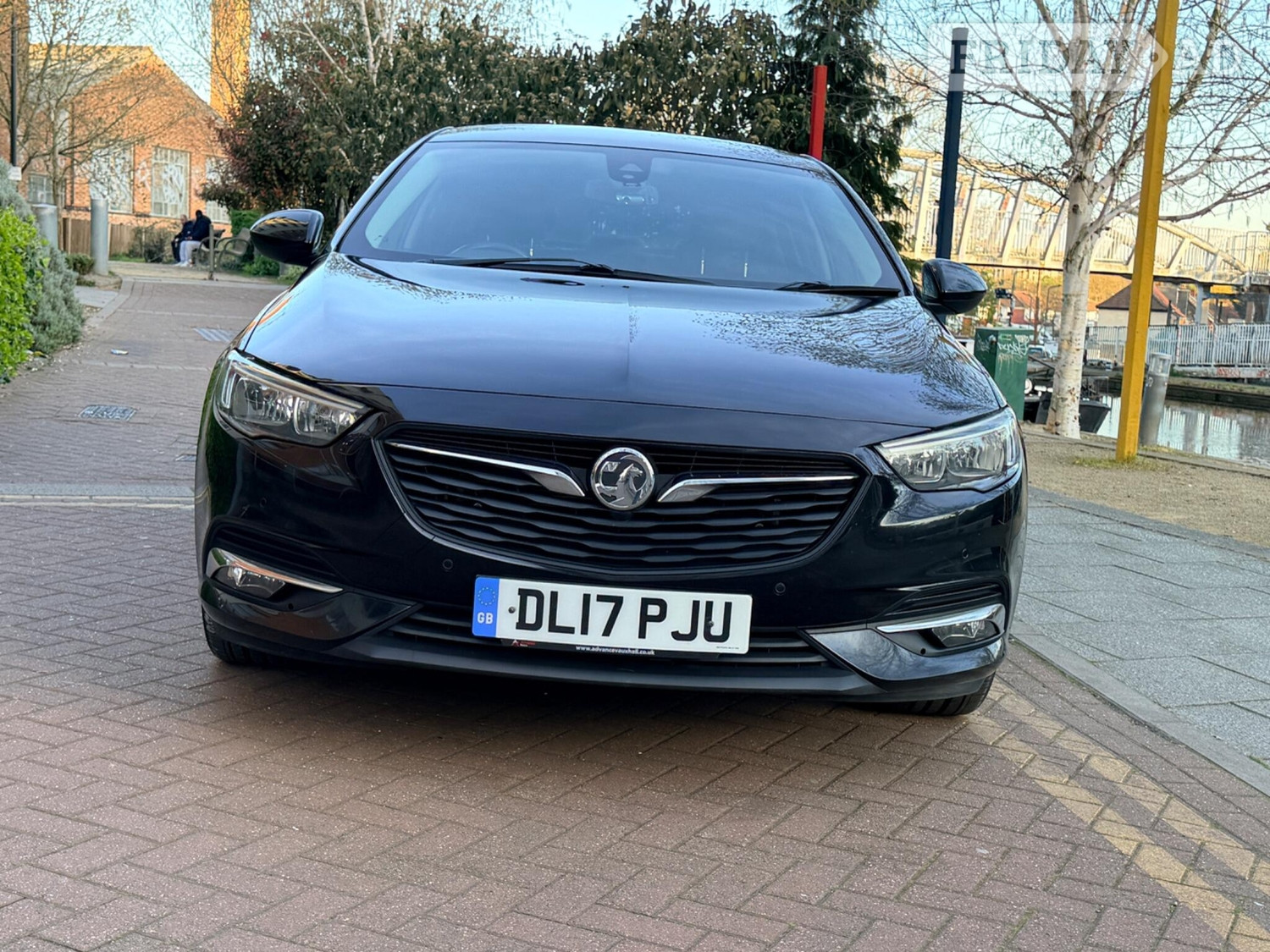 Vauxhall Insignia 2017 - Cars in Wembley