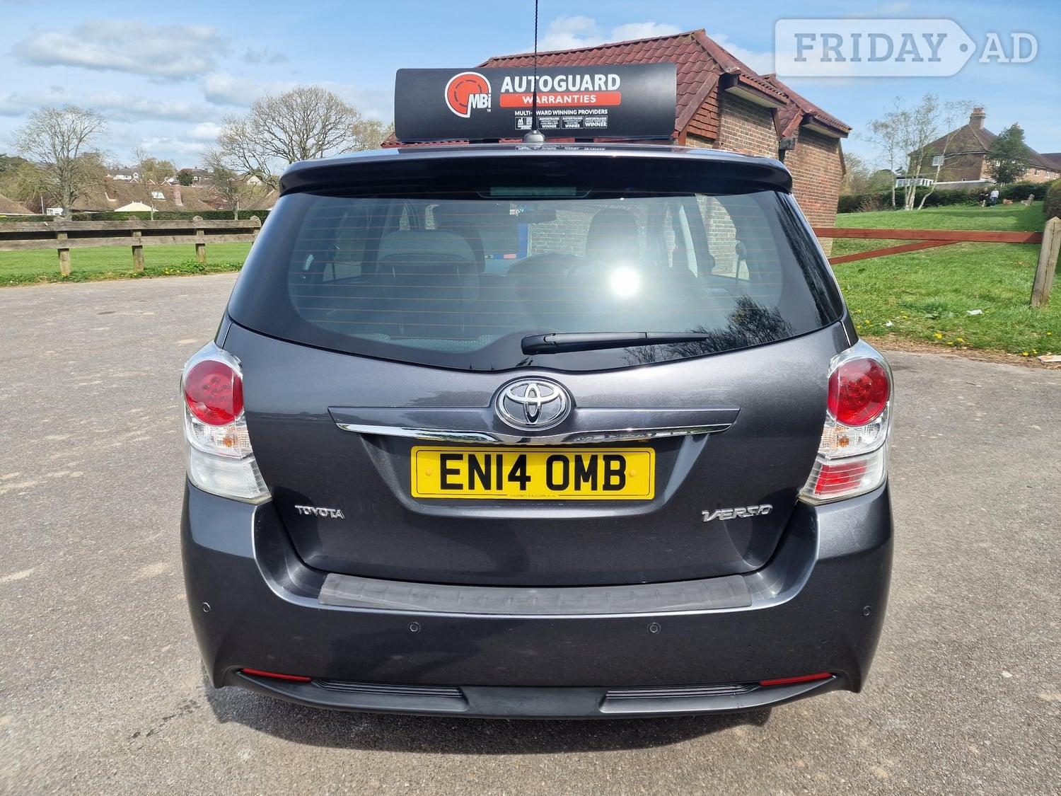 Toyota Verso 2014 - Cars