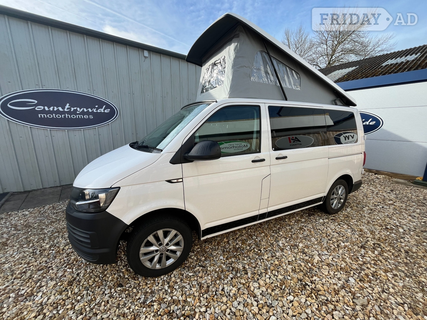 [ berth ]Camper King St Tropez