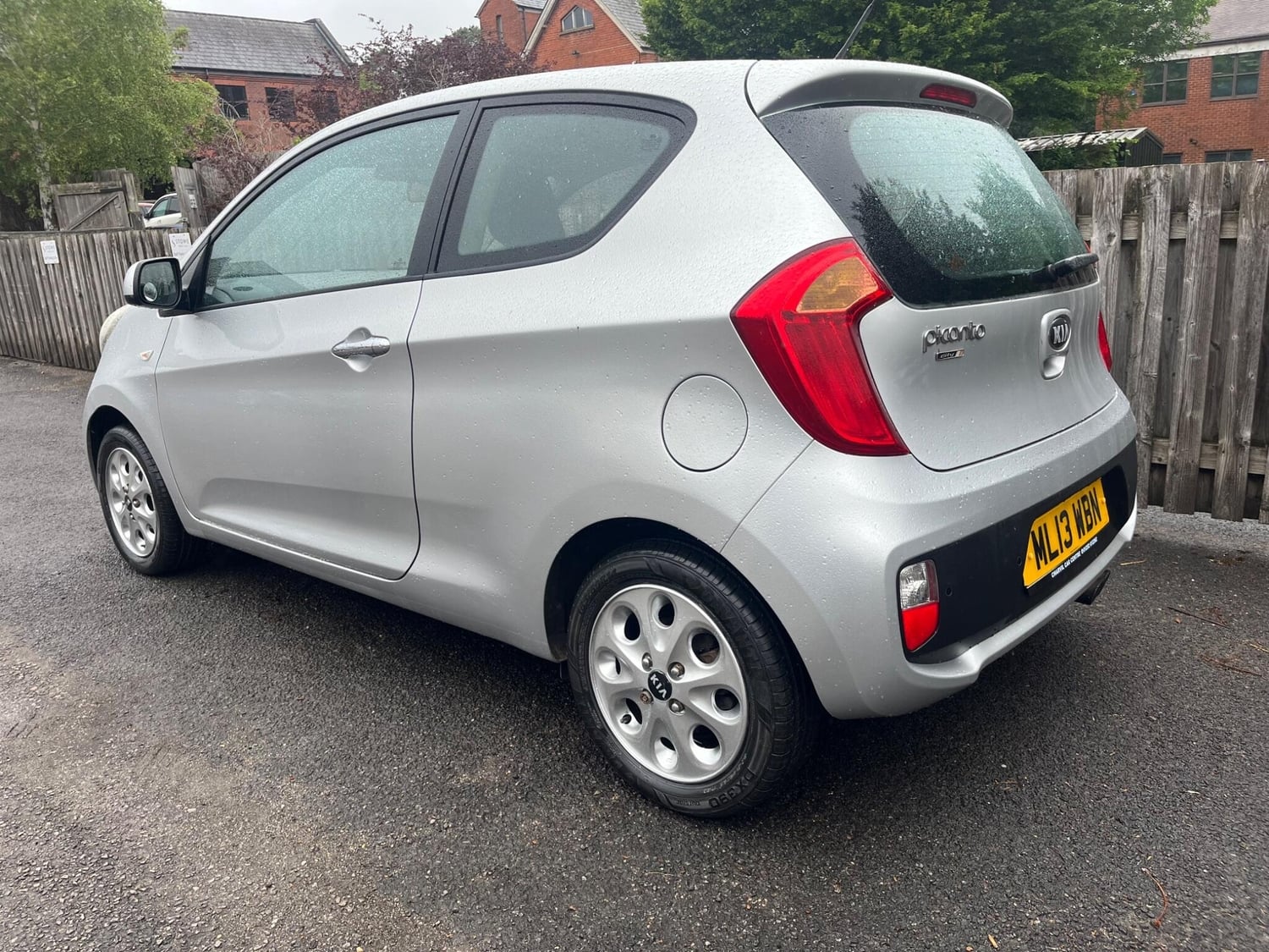 [ berth ]Kia Picanto