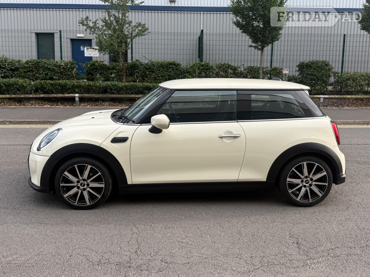 Mini Hatch 2022 - Cars in Birmingham