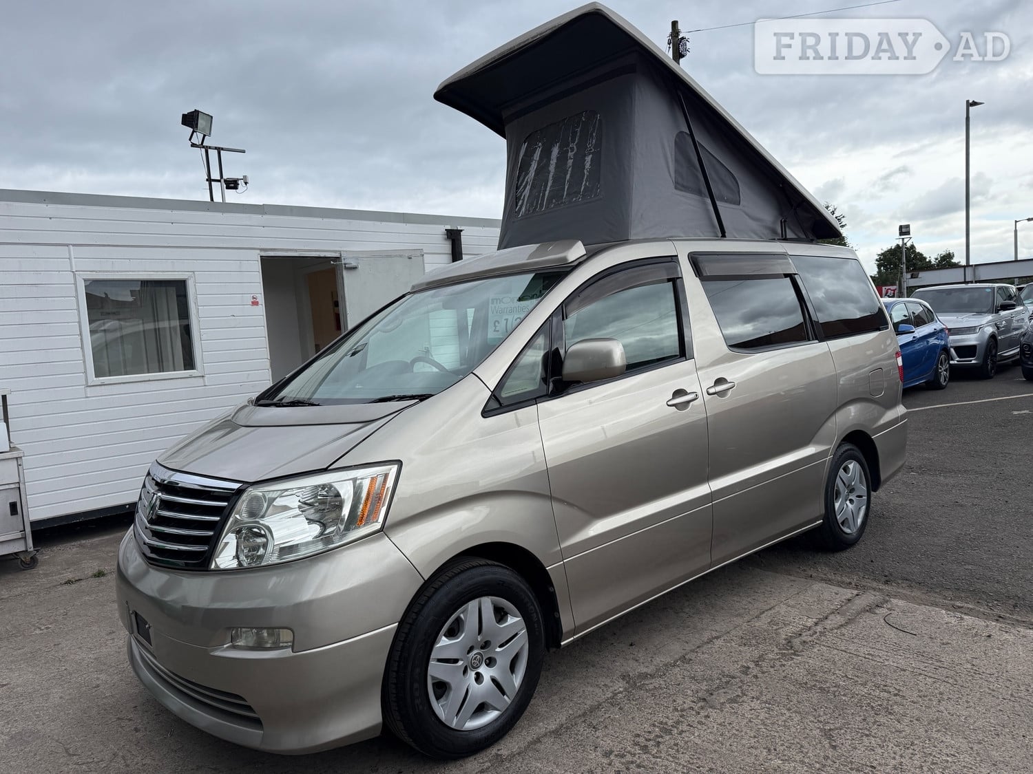 Toyota Alphard 2004 in Glasgow