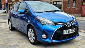 Toyota Yaris 2016