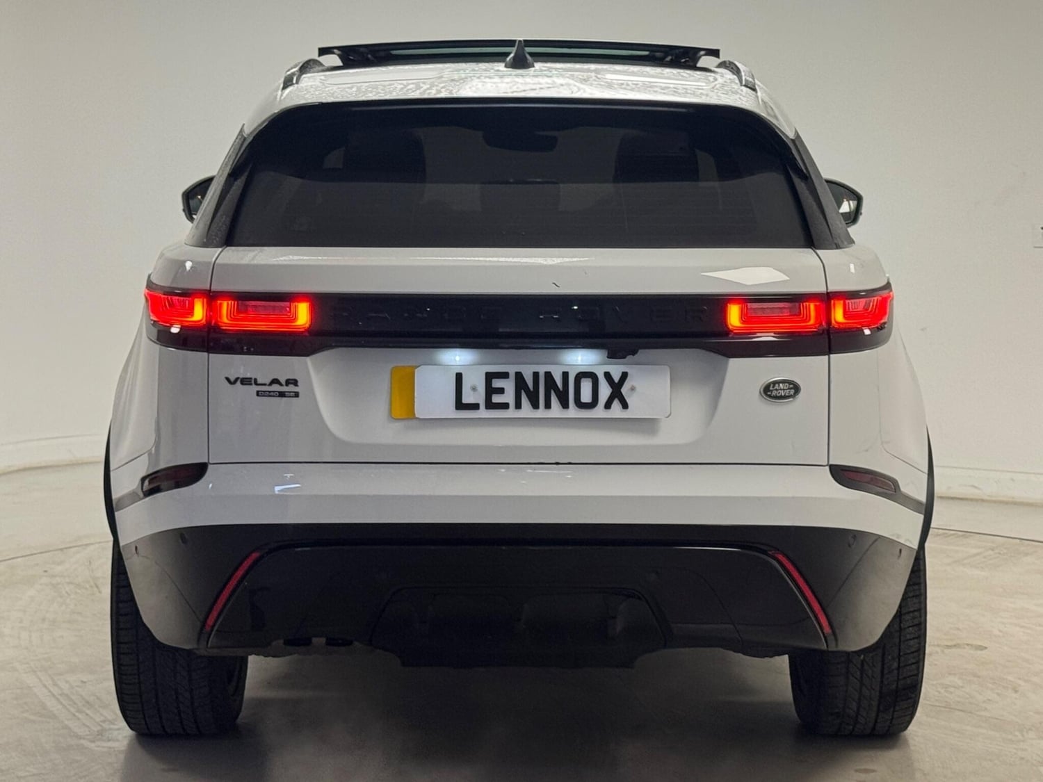 Land Rover Range Rover Velar 2018 - Cars