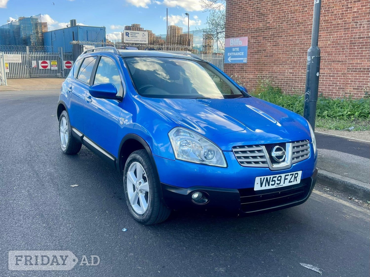 Nissan Qashqai 2009 in Wembley