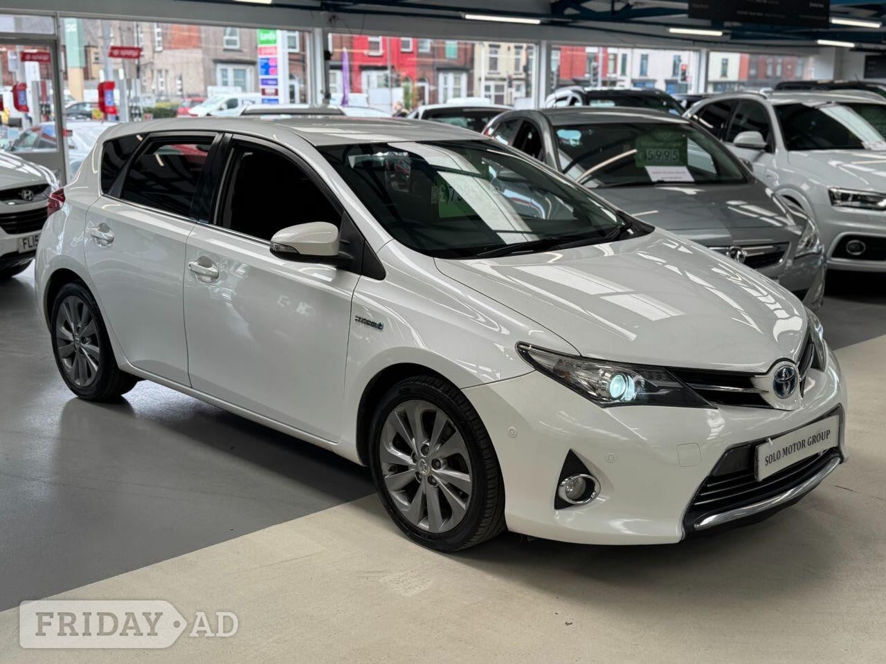 Toyota Auris 2014 in Bolton