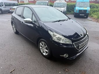 Peugeot 208 2014