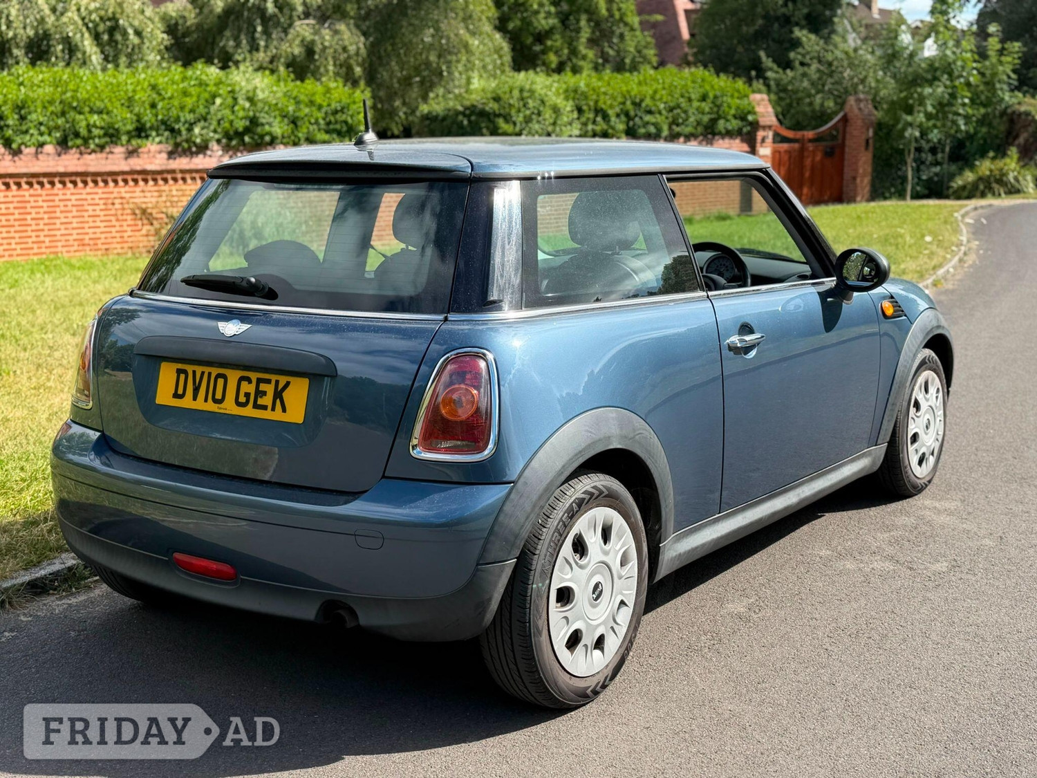 [ berth ]Mini Hatch