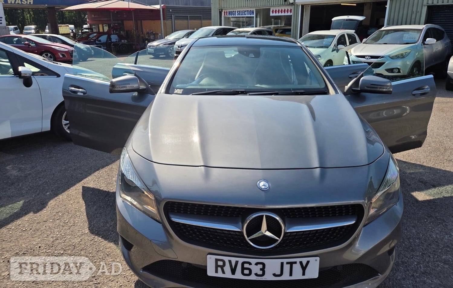 [ berth ]Mercedes-Benz CLA Class