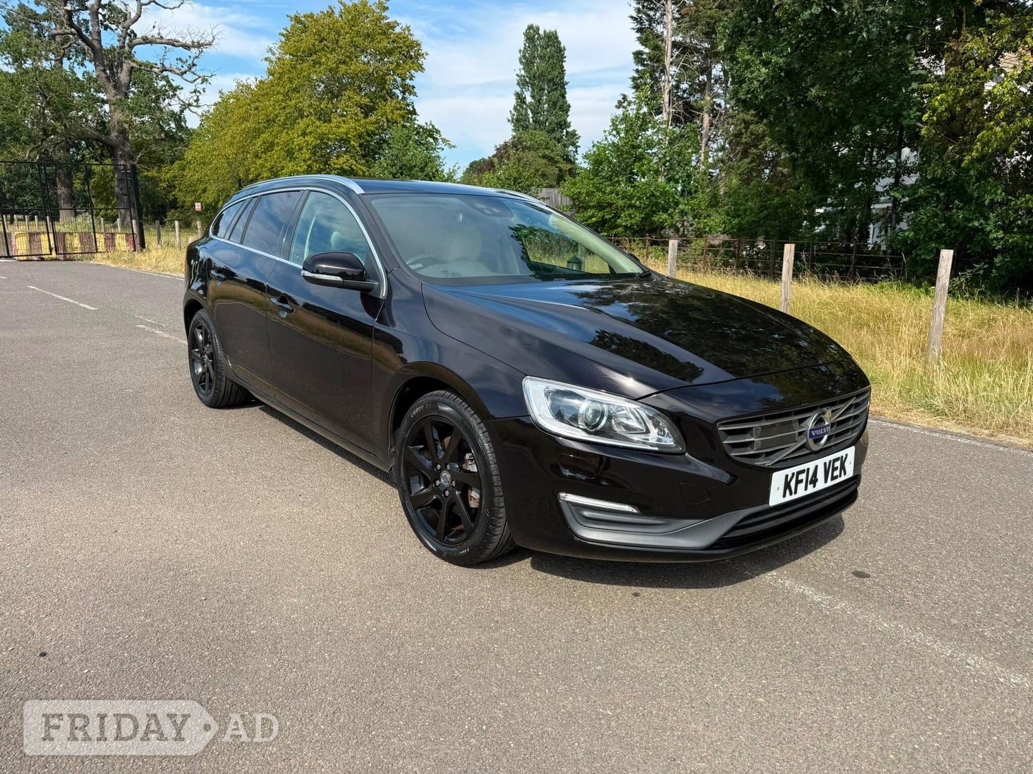 Volvo V60 2014 in Hayes