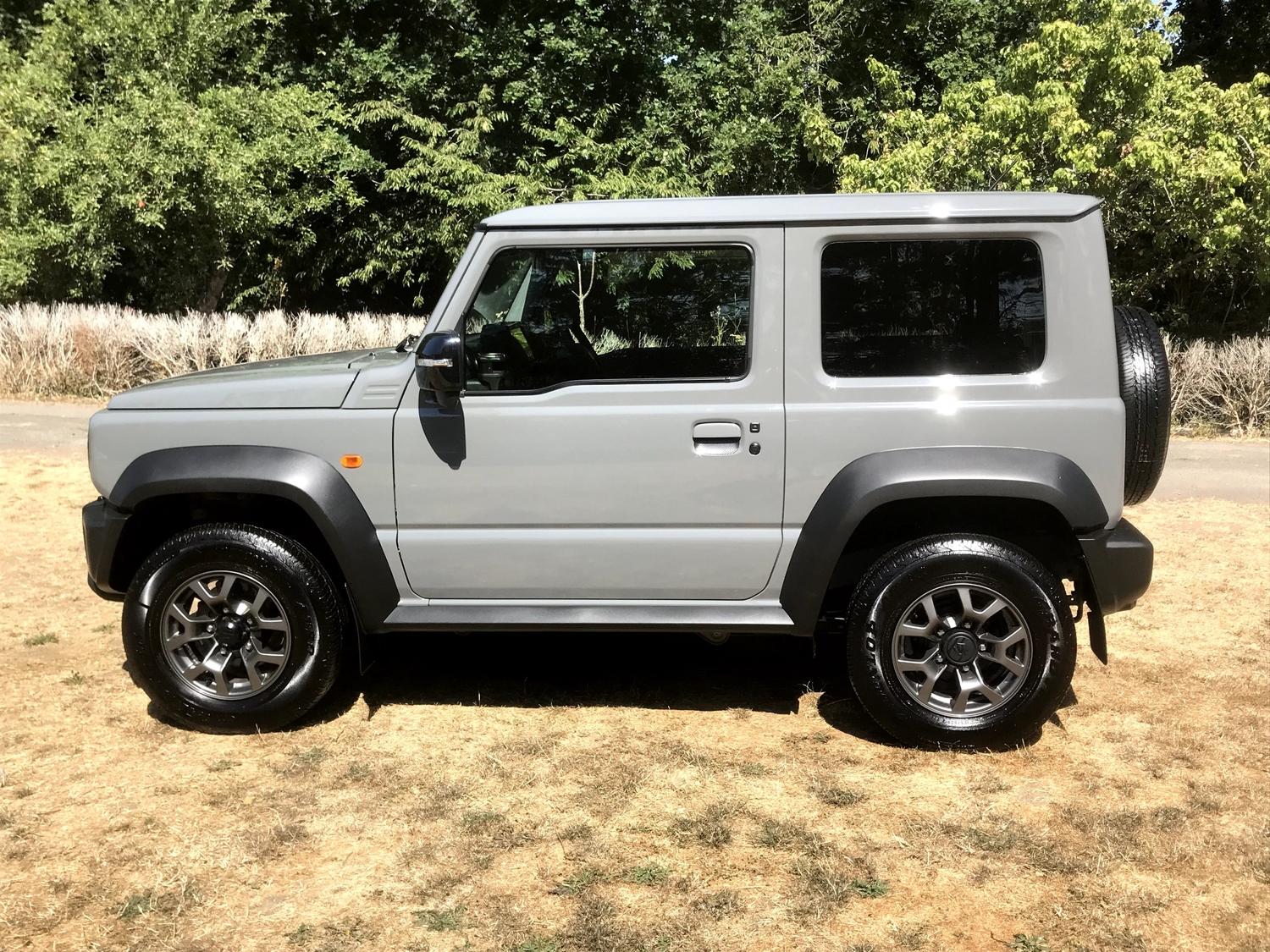 Suzuki Jimny 2025 - Cars