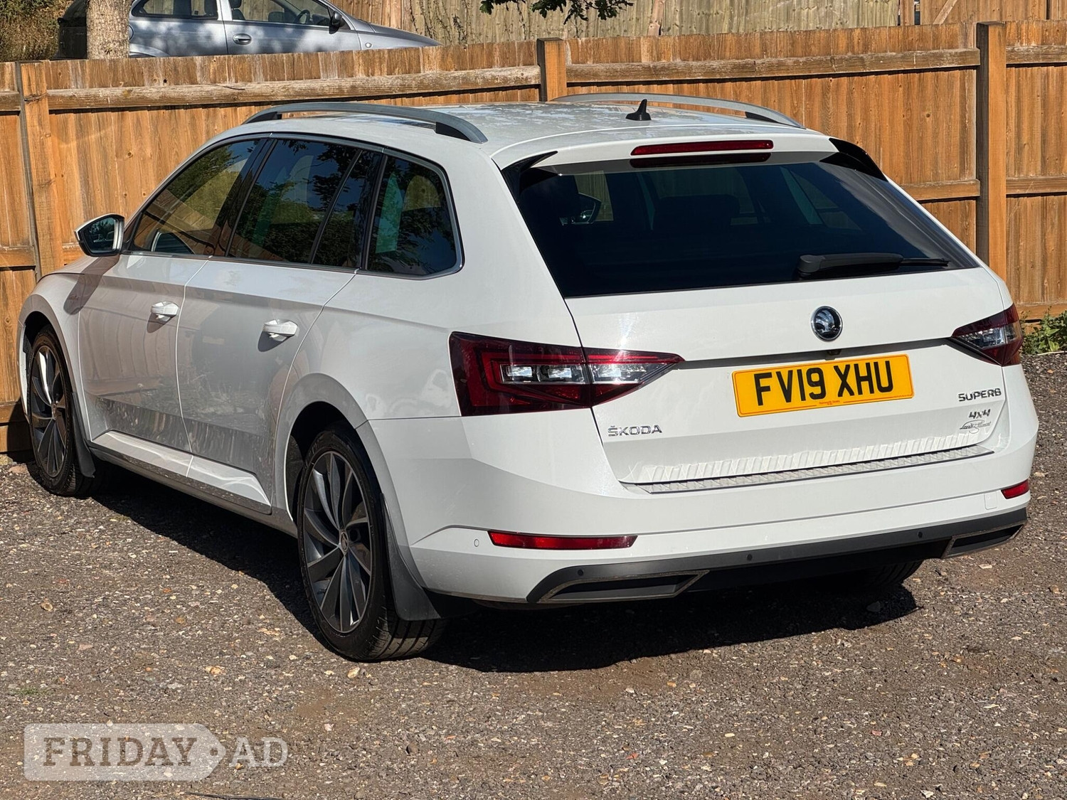 Skoda Superb 2019 - Cars in St. Albans