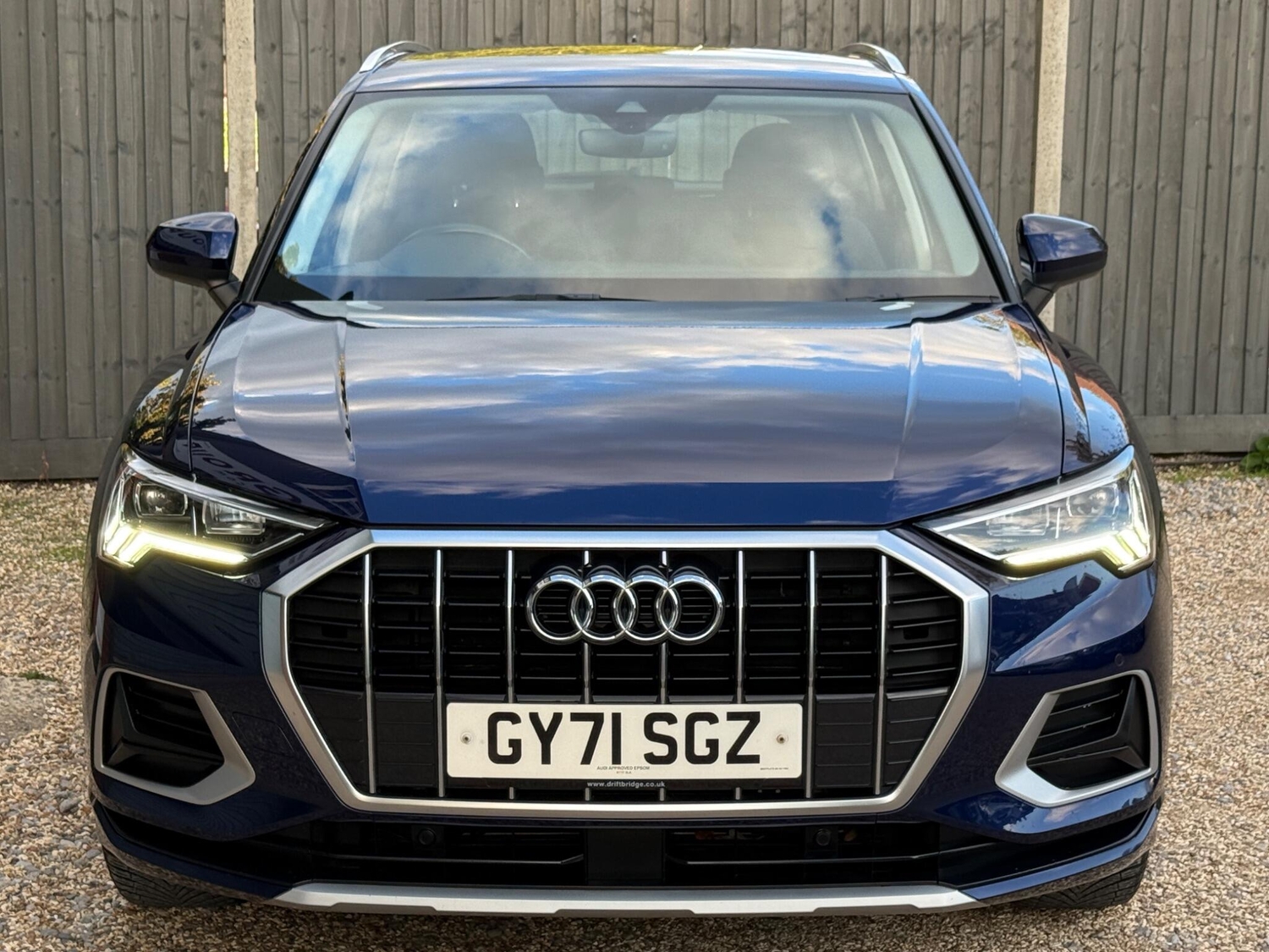 [ berth ]Audi Q3