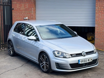 Volkswagen Golf 2016
