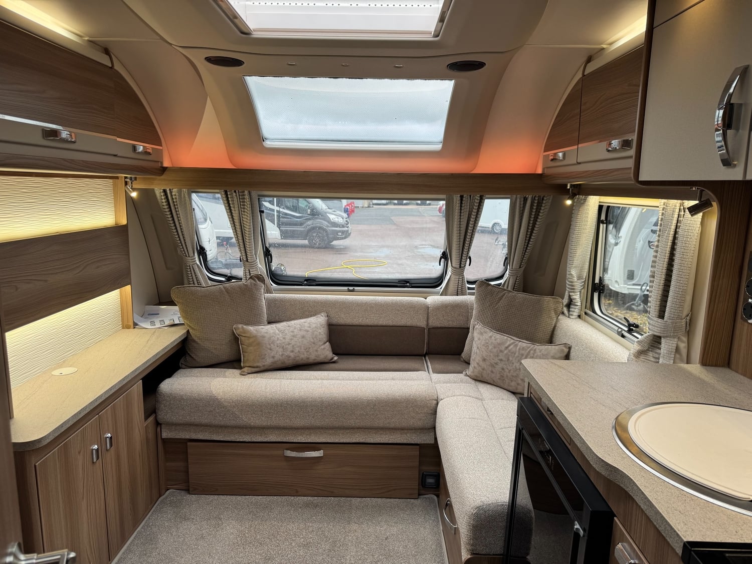 Swift Challenger X860 2022 - Motorhomes & Caravans