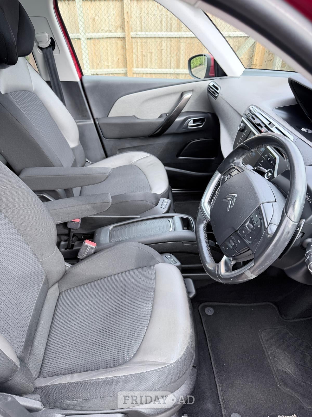 [ berth ]Citroen C4 Picasso