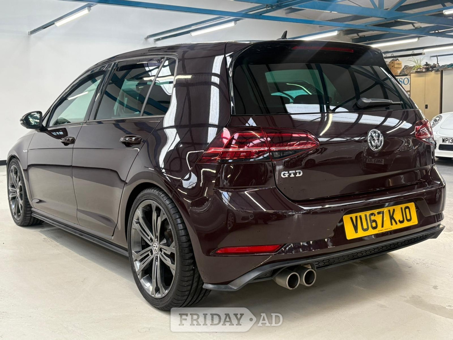 Volkswagen Golf 2017 - Cars in Bolton