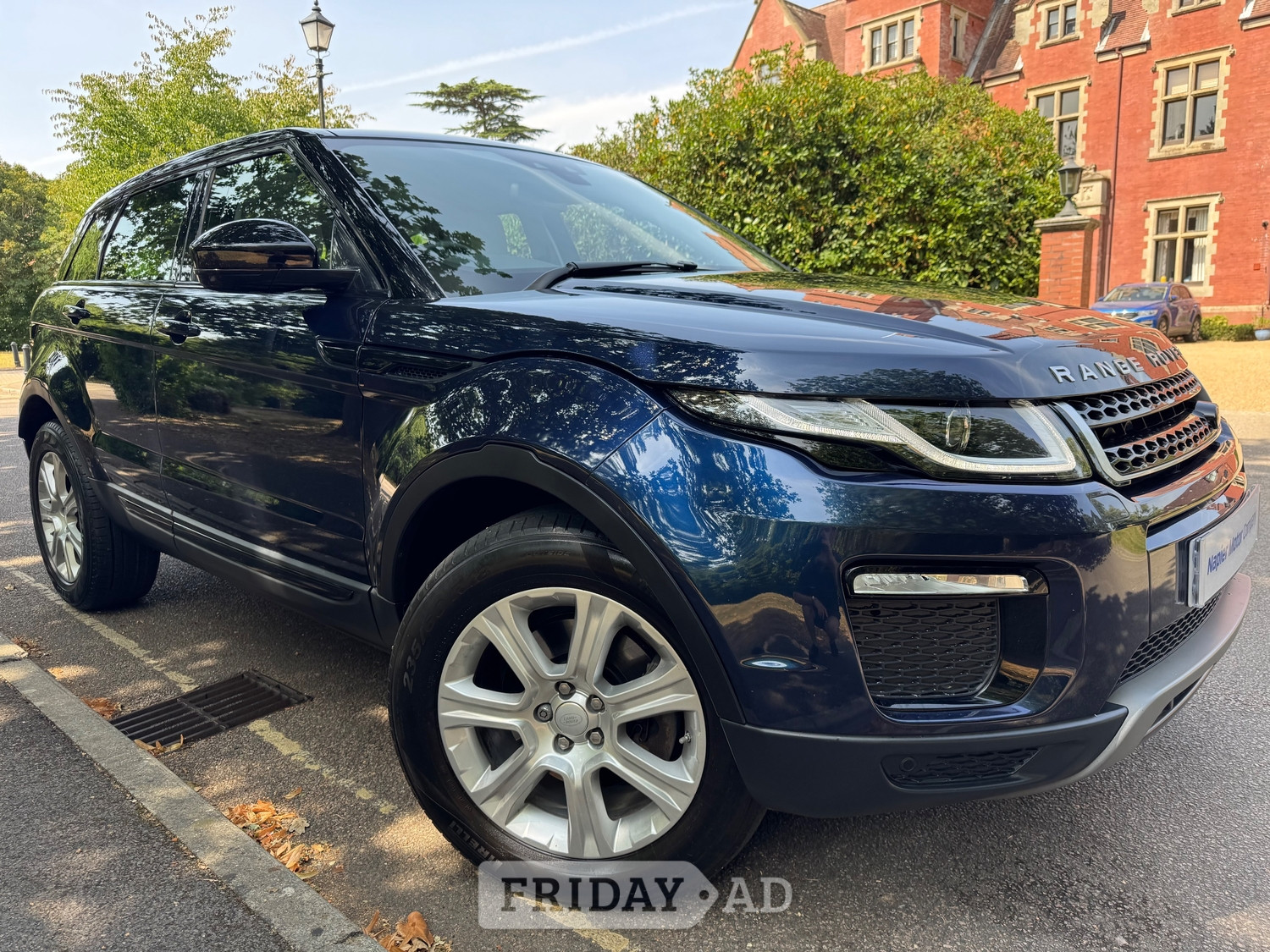 Land Rover Range Rover Evoque 2016 in Horsham