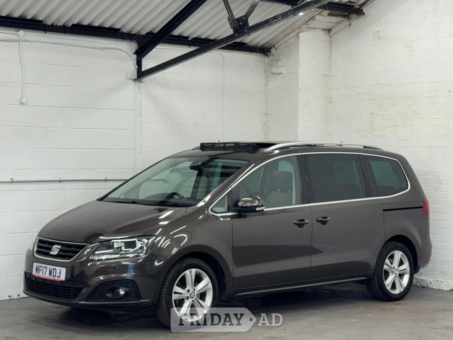 SEAT Alhambra 2017 - Cars