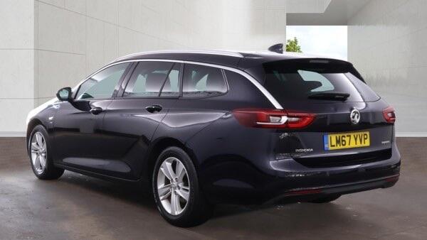 [ berth ]Vauxhall Insignia