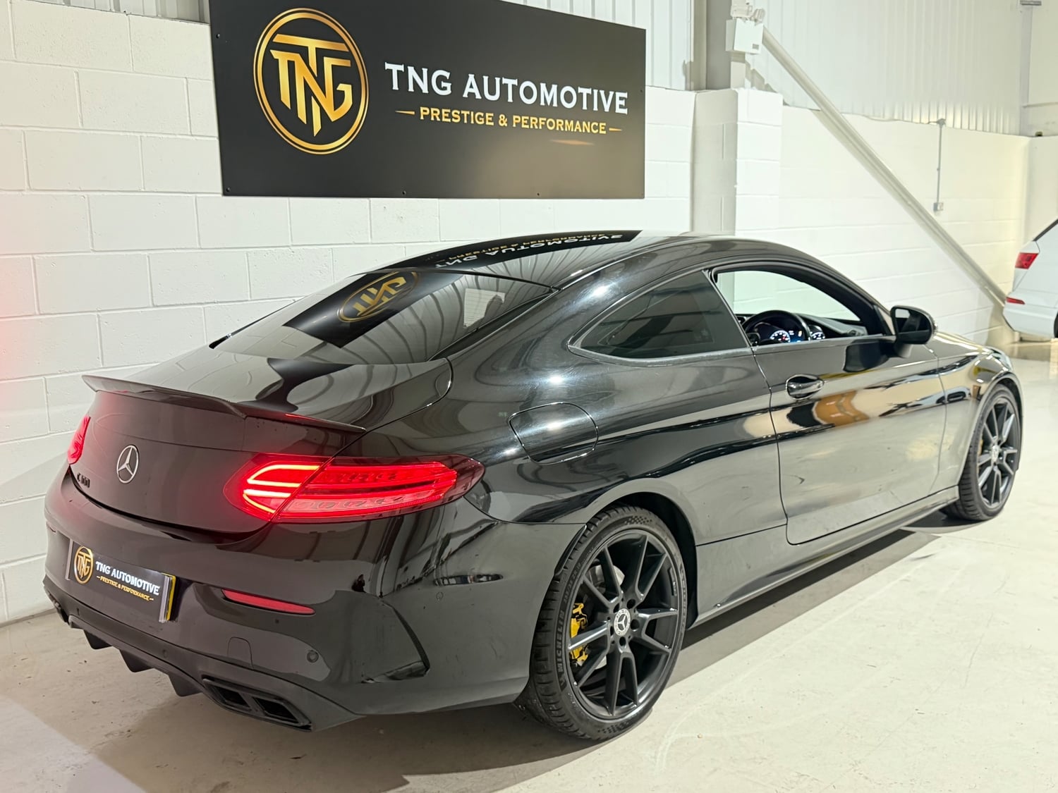 Mercedes-Benz C Class 2018 - Cars in Croydon