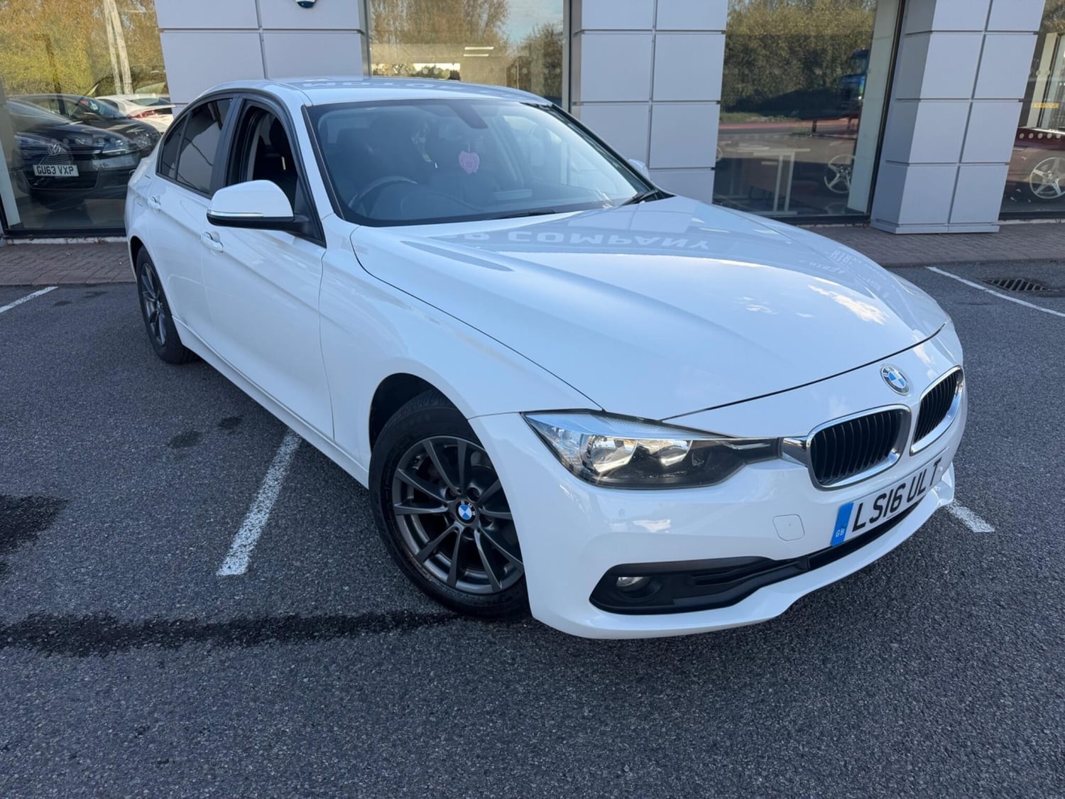 [ berth ]BMW 3 Series