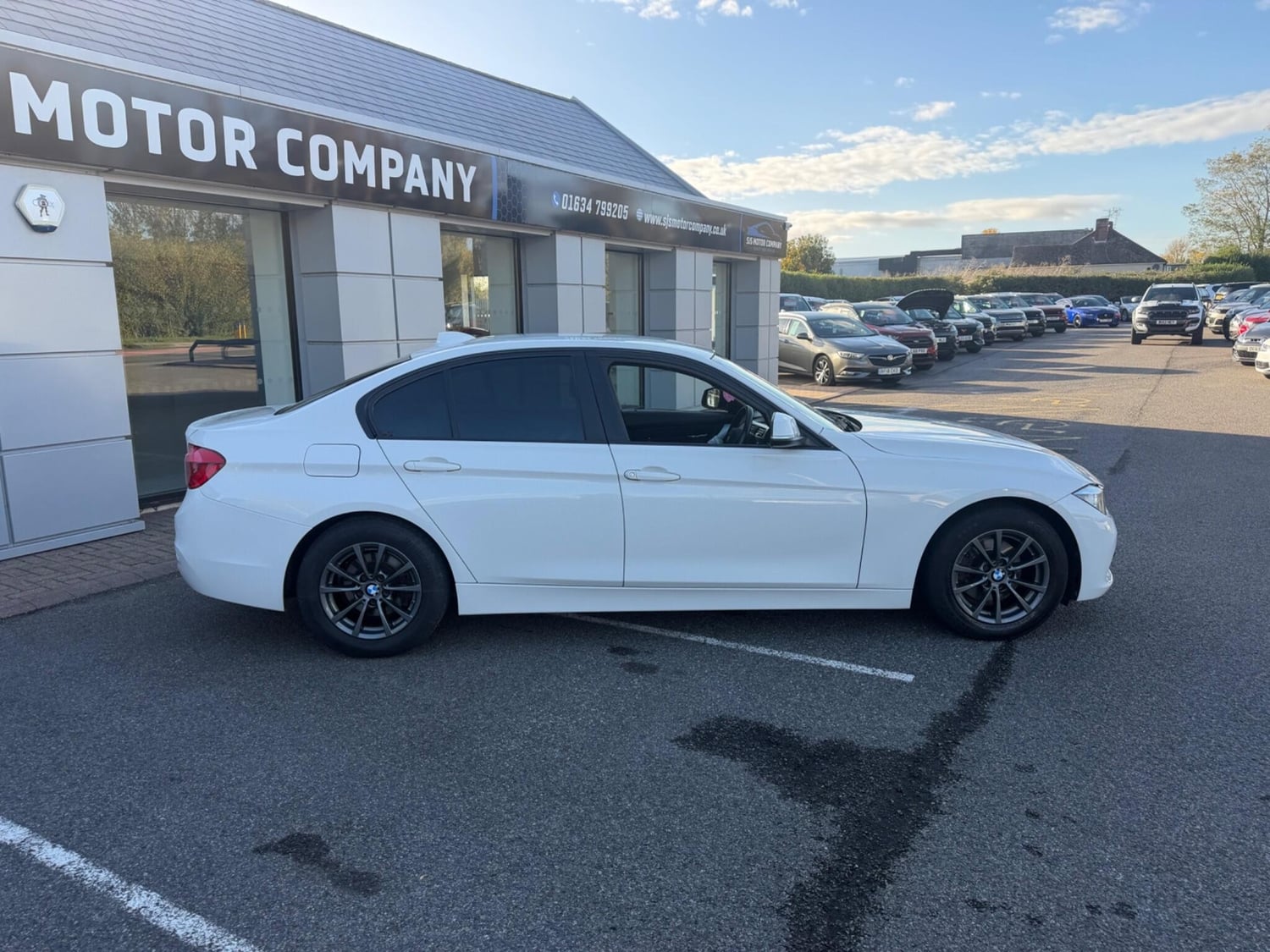 BMW 3 Series 2016 - Cars in Gillingham