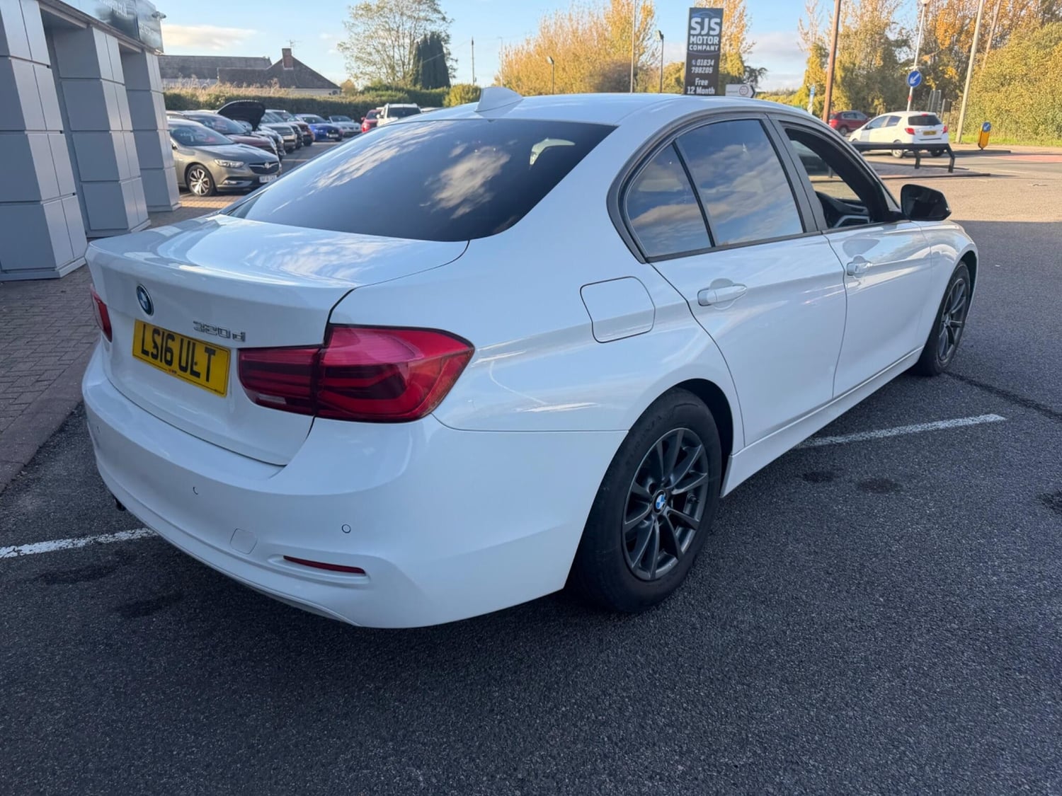 BMW 3 Series 2016 - Cars
