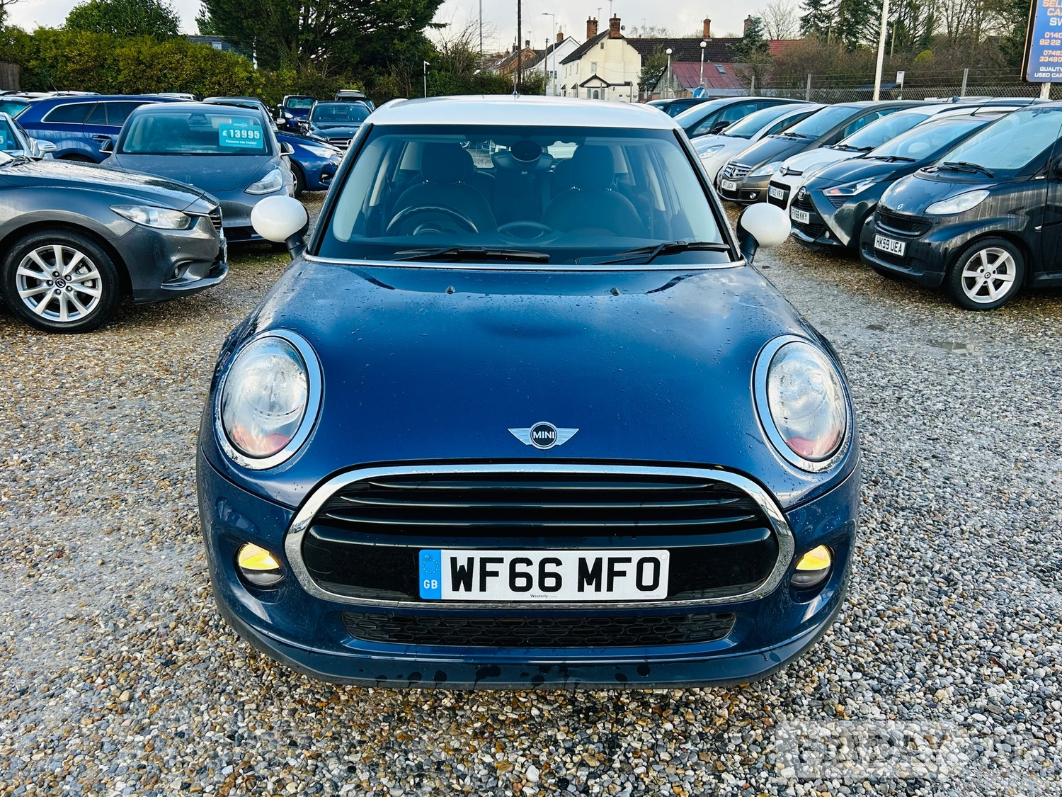 Mini Hatch 2016 - Cars in Exeter