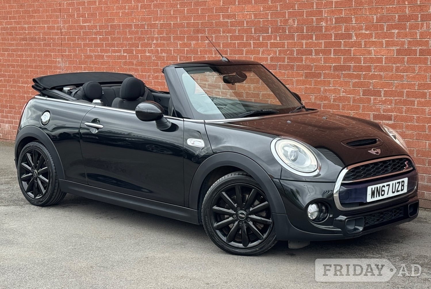 Mini Convertible 2017 in Doncaster