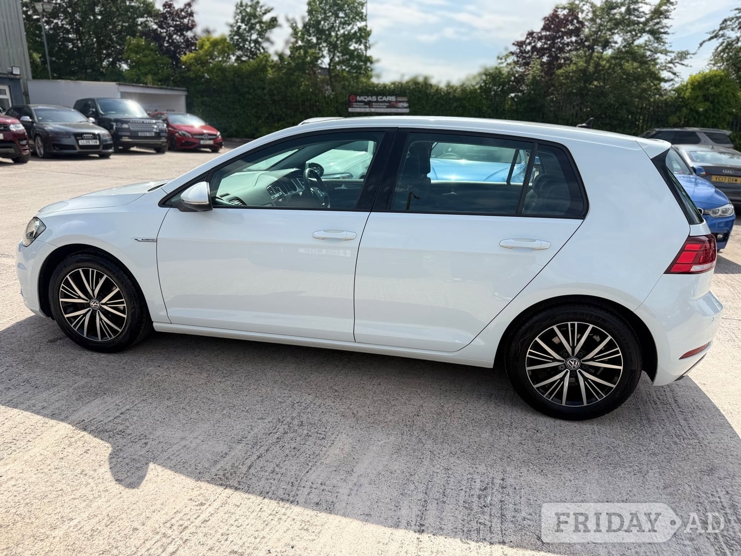 Volkswagen Golf 2018 - Cars