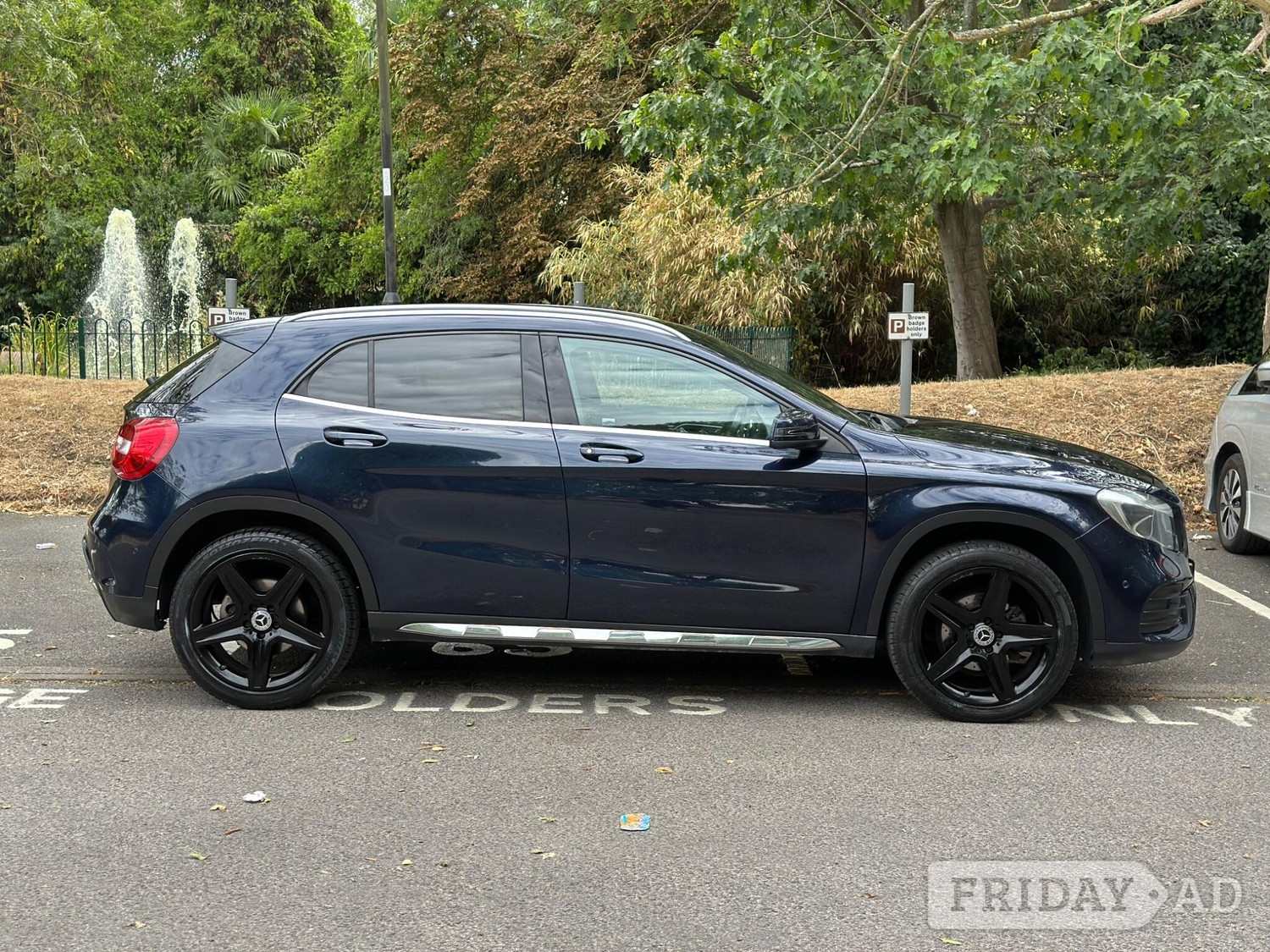 [ berth ]Mercedes-Benz GLA