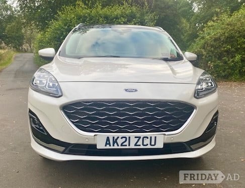 [ berth ]Ford Kuga