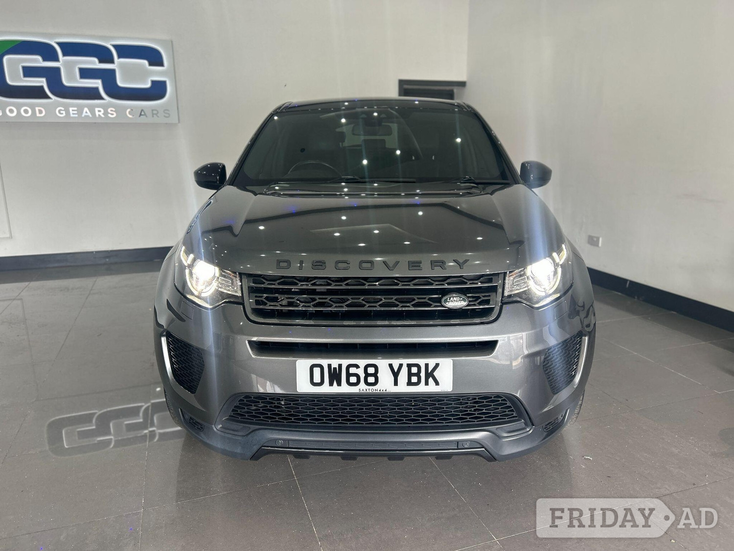 [ berth ]Land Rover Discovery Sport