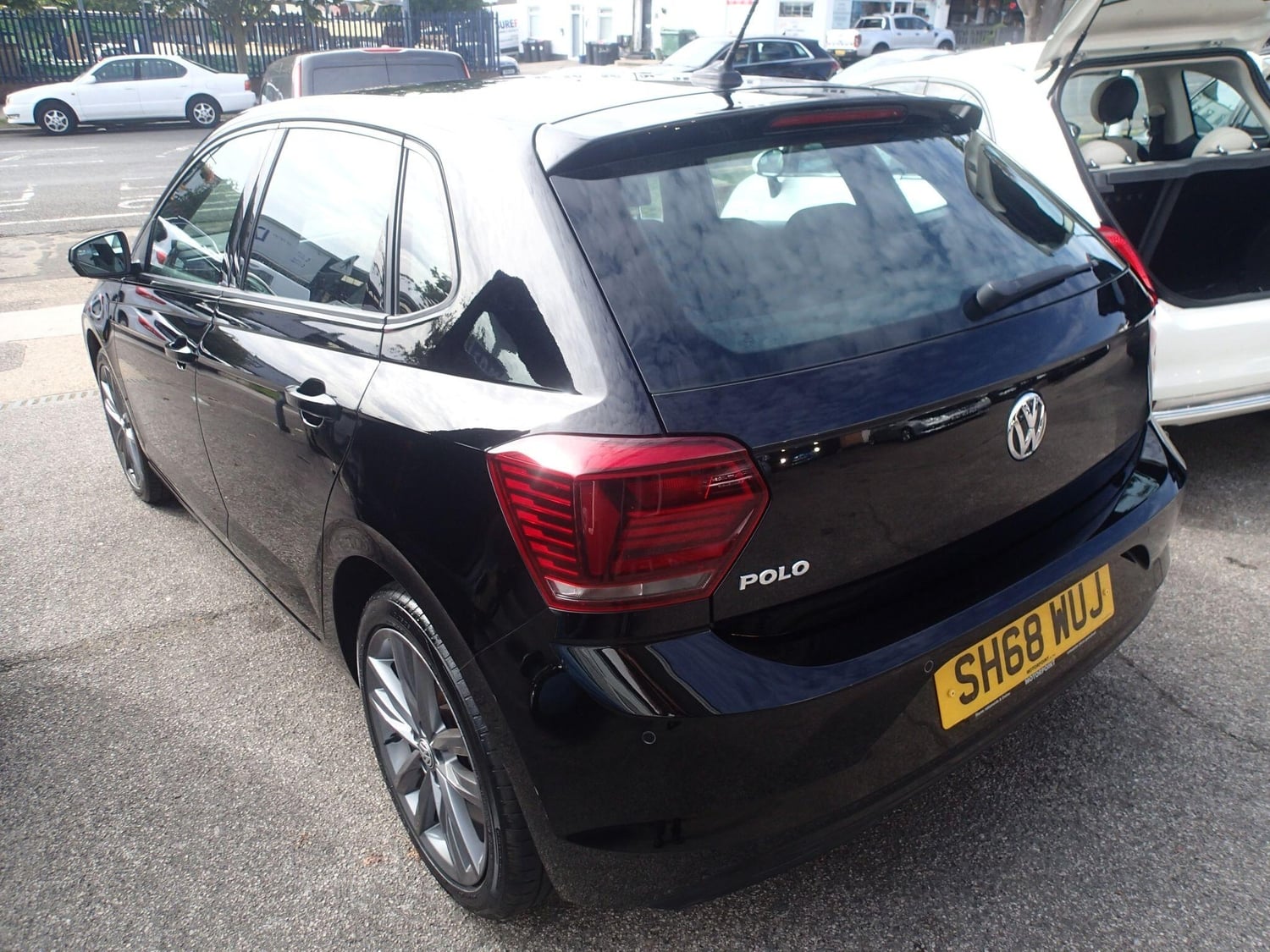 [ berth ]Volkswagen Polo