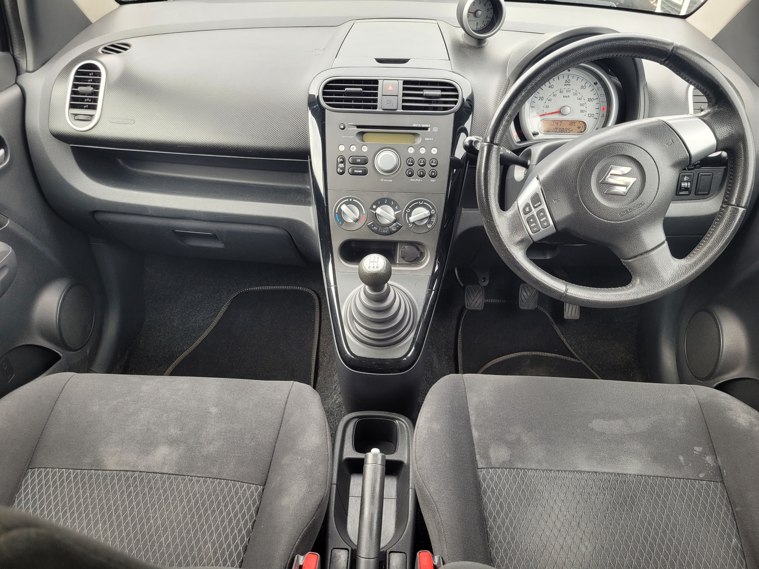 Suzuki Splash 2013 - Cars