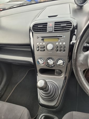 Suzuki Splash 2013