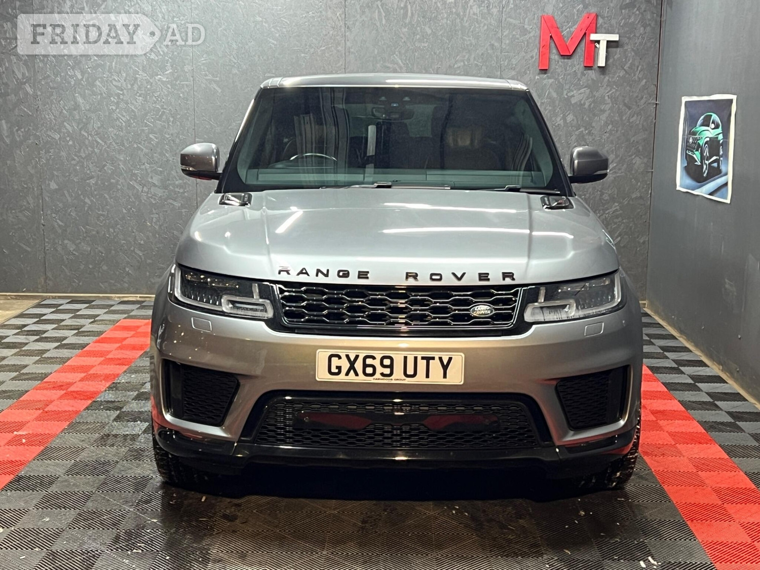 [ berth ]Land Rover Range Rover Sport