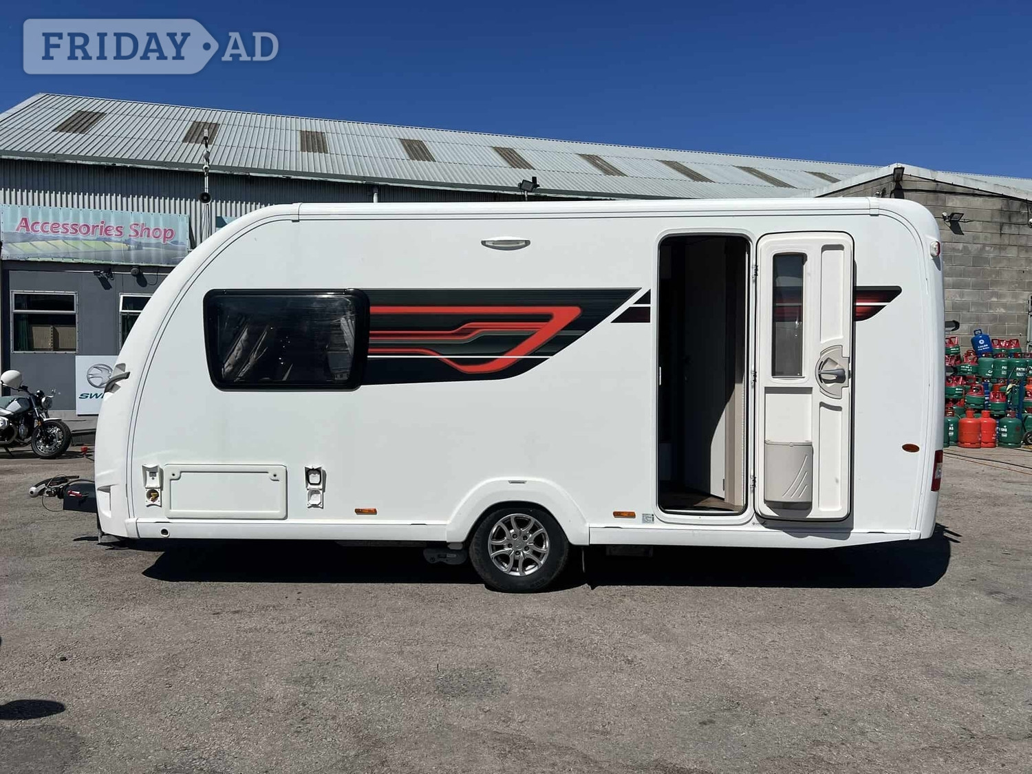 Sterling Eccles Elite 480 2016 - Motorhomes & Caravans in Cheadle